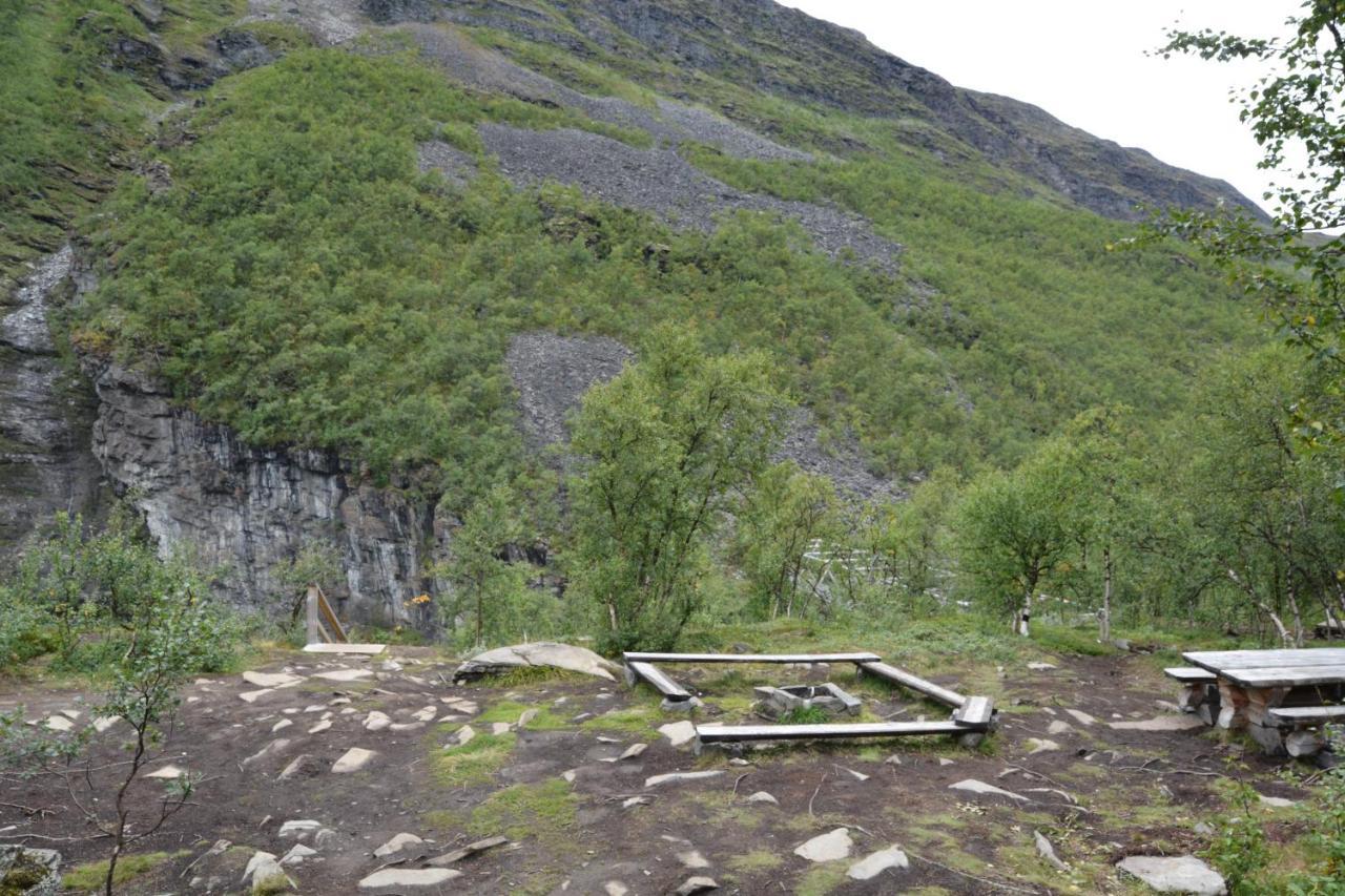 Basecamp Birtavarre Екстериор снимка